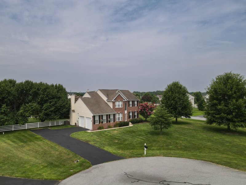 MOVE-IN READY, REHOBOTH BEACH, LEWES, INVESTMENT OPPORTUNITY, FENCED YARD, AMENITIES, PRIMARY SUITE, COMMUNITY POOL, MILLSBORO, COASTAL COMMUNITY, DELAWARE HOMES, DELAWARE REAL ESTATE, DELAWARE BEACHES